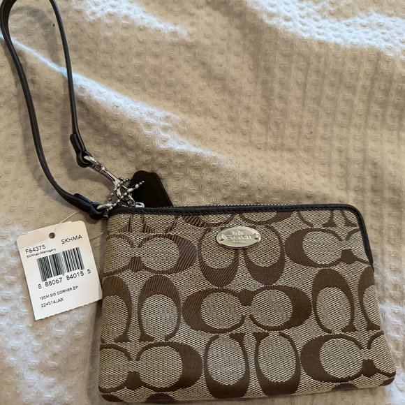 Coach Signature New Wristlet - Picture 1 of 4